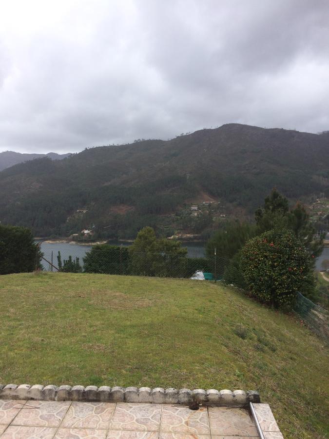 Vale De Azereiros Apartamentos Geres Eksteriør bilde
